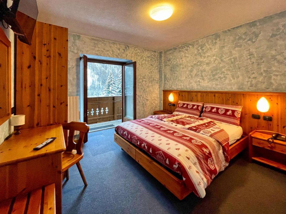 Hotel Gembro Chiesa in Valmalenco Eksteriør billede