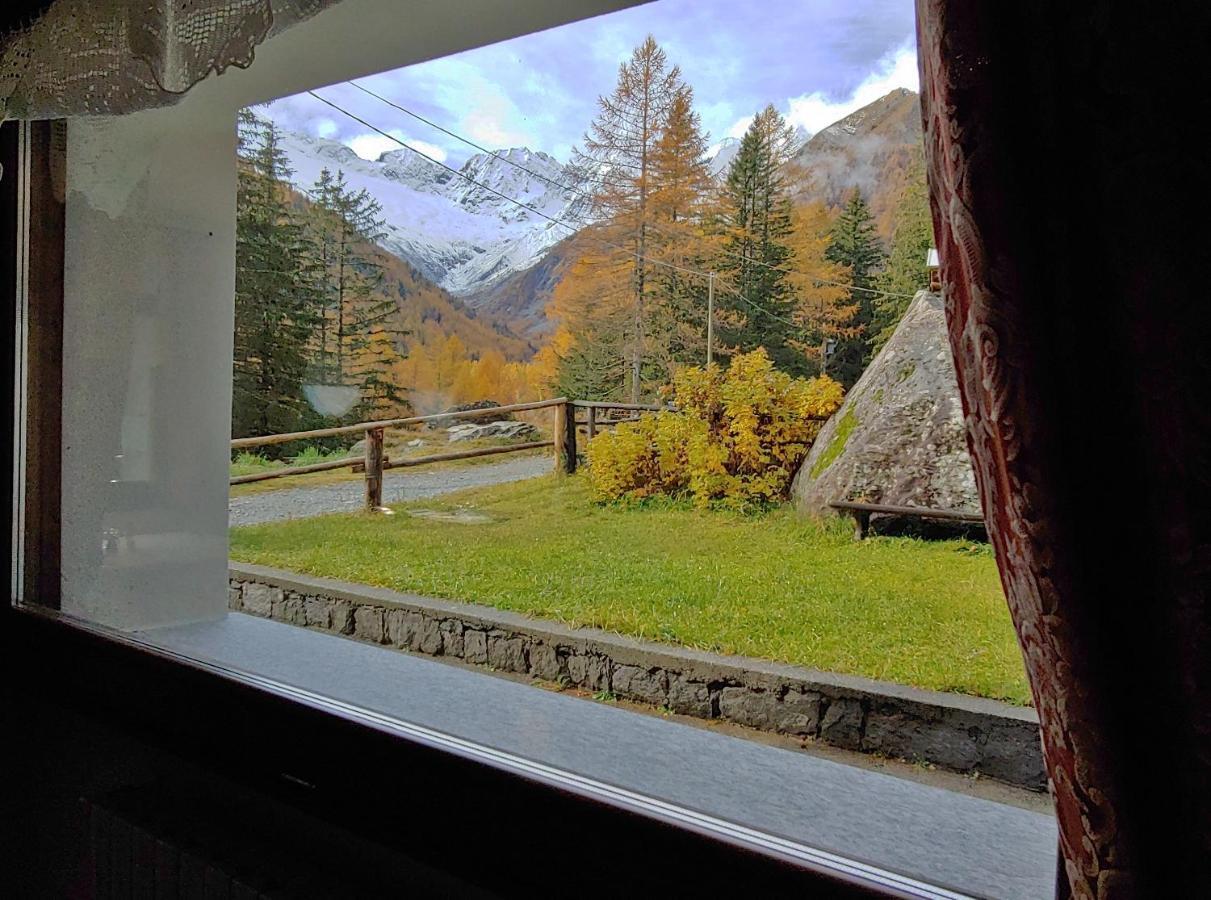 Hotel Gembro Chiesa in Valmalenco Eksteriør billede
