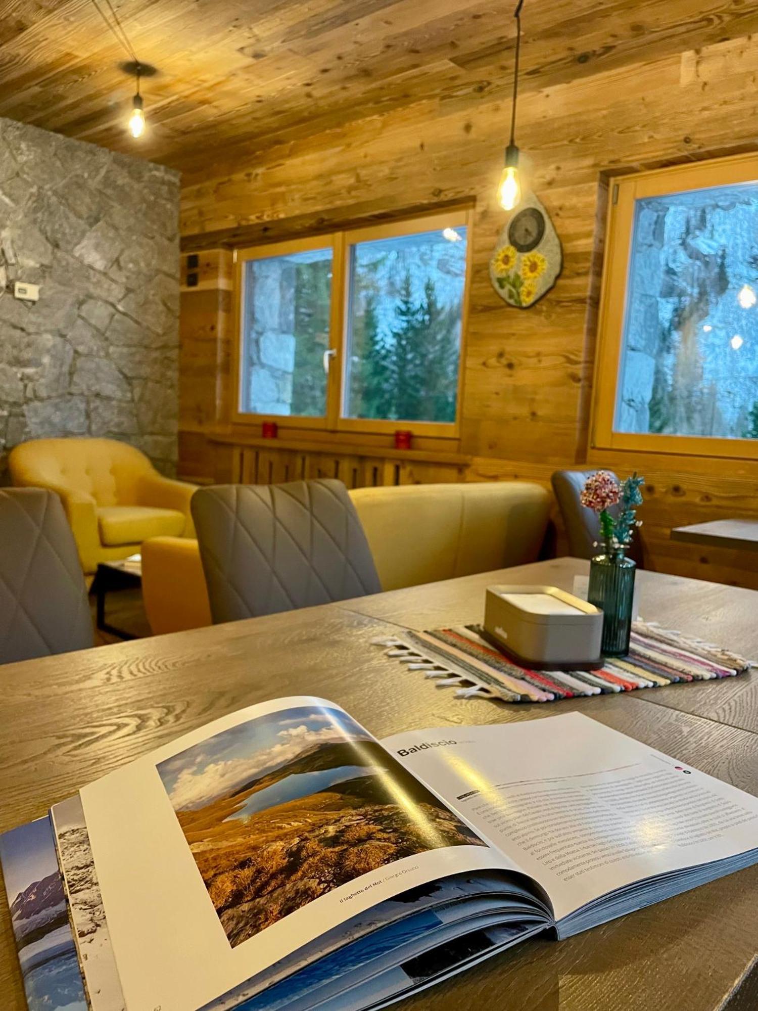 Hotel Gembro Chiesa in Valmalenco Eksteriør billede