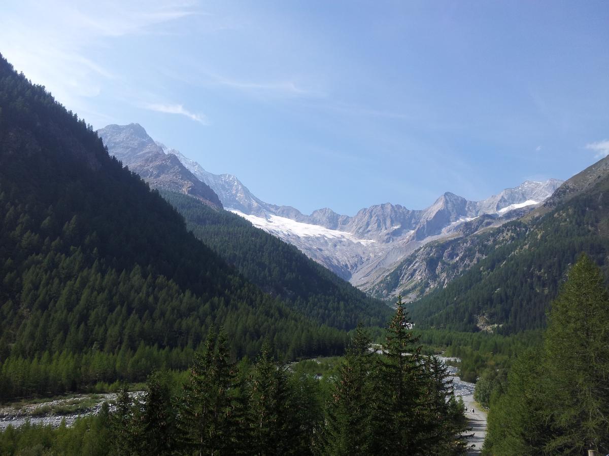 Hotel Gembro Chiesa in Valmalenco Eksteriør billede