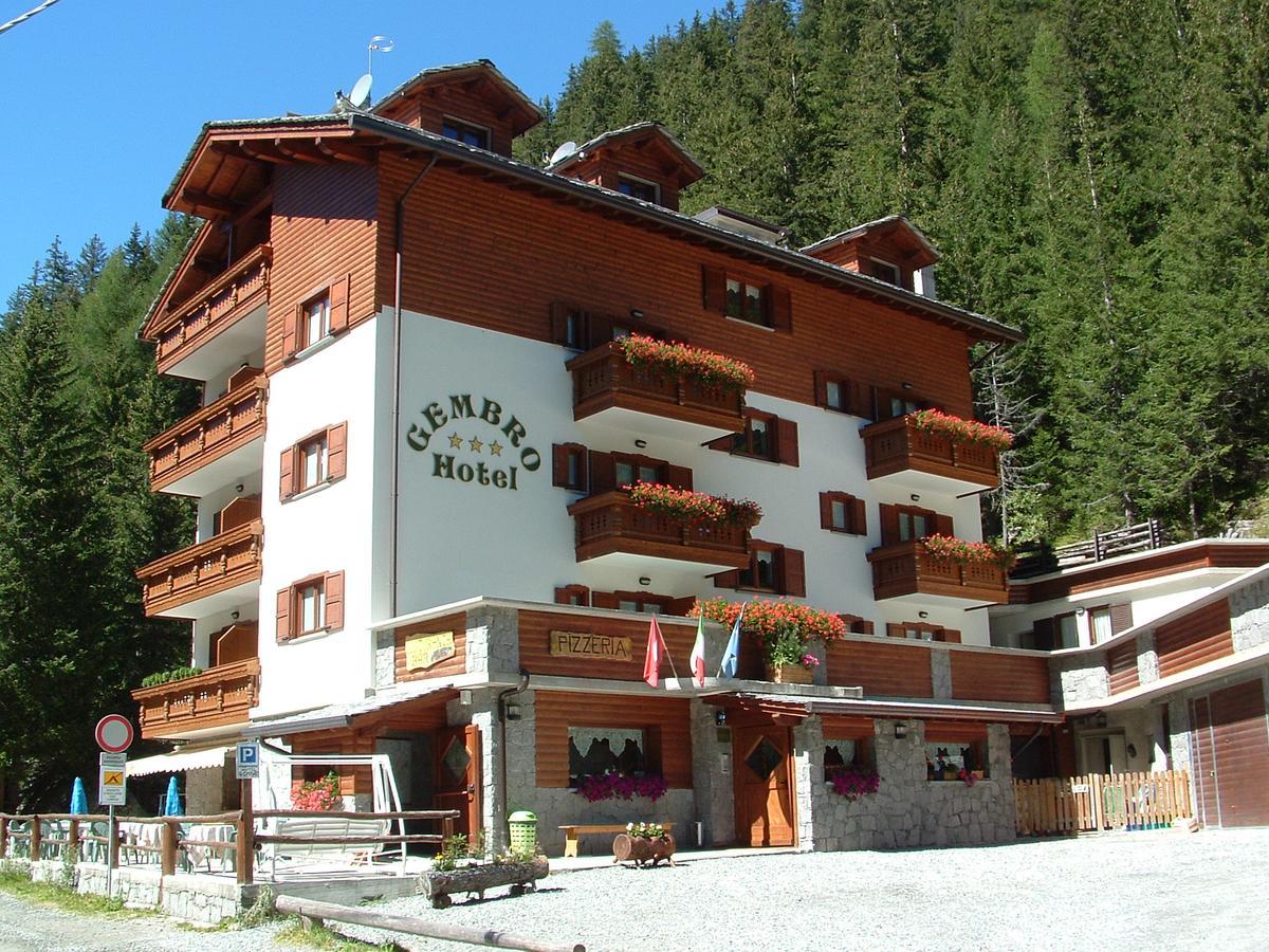 Hotel Gembro Chiesa in Valmalenco Eksteriør billede