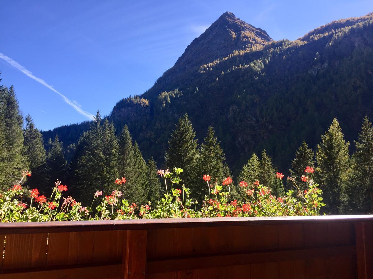 Hotel Gembro Chiesa in Valmalenco Eksteriør billede