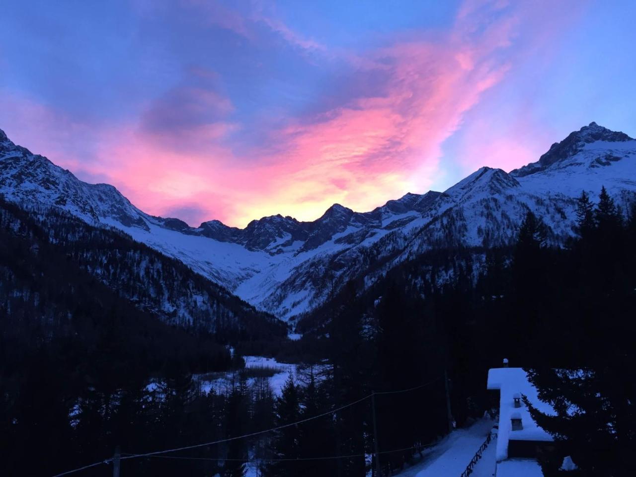 Hotel Gembro Chiesa in Valmalenco Eksteriør billede